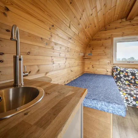 Hébergement de vacances Glamping On A Working Farm Five Miles West Of