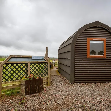 Glamping On A Working Farm Five Miles West Of * Carlisle (Cumbria)
