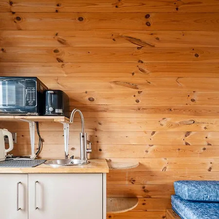 Glamping On A Working Farm Five Miles West Of Tatil Evi